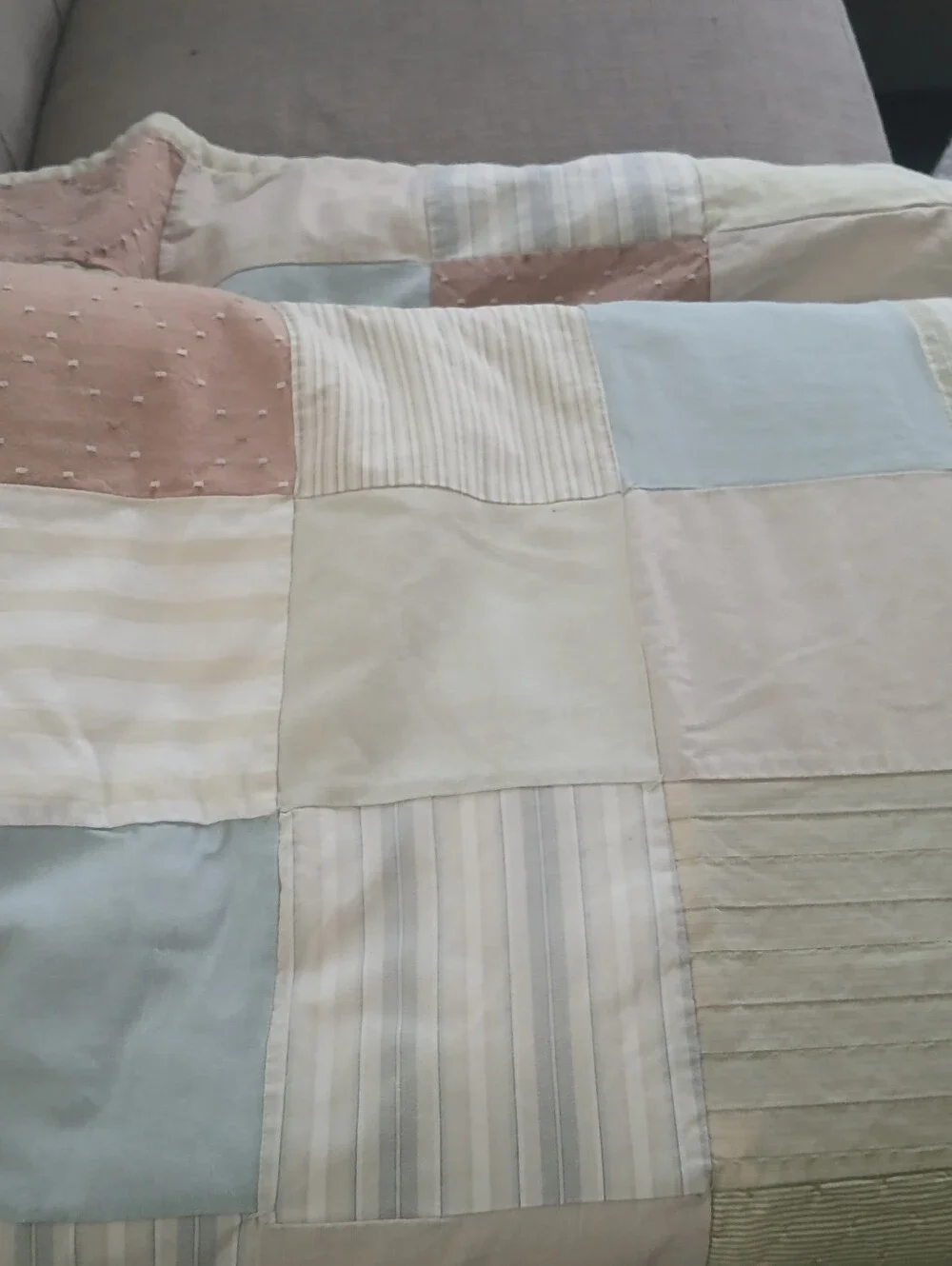 Woolrich Twin Patchwork Quilt With Sham ( Option A)